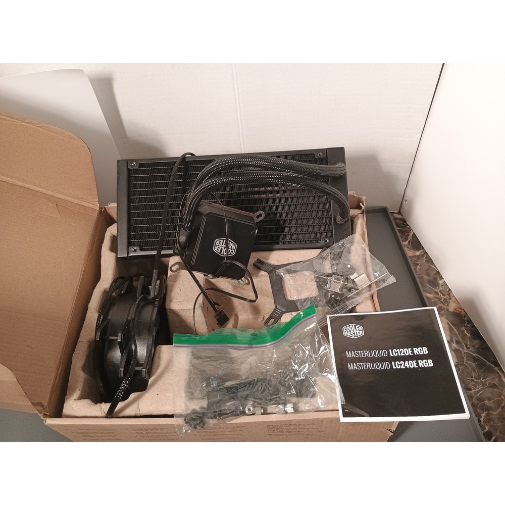 CoolerMaster MasterLiquid LC240E RGB AIO CPU Liquid Cooler 240mm Black Excellent
